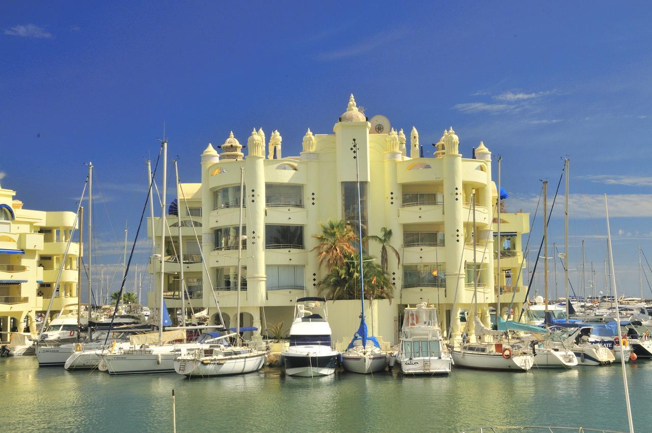 Capaldi Luxury Holiday Rentals Puerto Marina Benalmadena Exterior photo